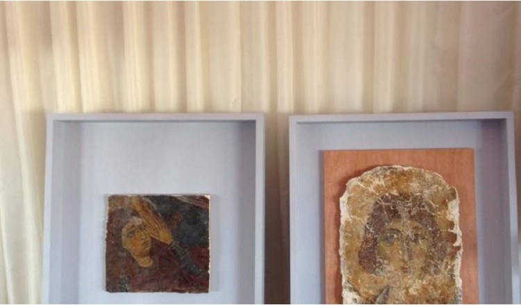 Παραδίδονται στην κυπριακή πρεσβεία στη Χάγη τέσσερις συλημένες τοιχογραφίες από τα Κατεχόμενα
