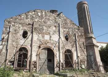 Αναστηλώνεται το Βαλιδέ Τζαμί στη Μυτιλήνη