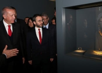 Η Ωραία Ελένη και ο Αχιλλέας μιλούν τουρκικά στο νέο μουσείο της Τροίας!