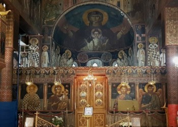 Καταστρέφονται οι αγιογραφίες του Φώτη Κόντογλου στον Άγιο Χαράλαμπο στο Πεδίον Άρεως