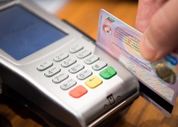 Παράταση ανέπαφων συναλλαγών με κάρτες πληρωμών