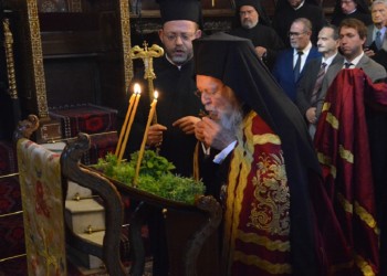 Κατάνυξη στην εορτή του Τιμίου Σταυρού στο Οικουμενικό Πατριαρχείο και τον Άγιο Σάββα στην Αλεξάνδρεια της Αιγύπτου
