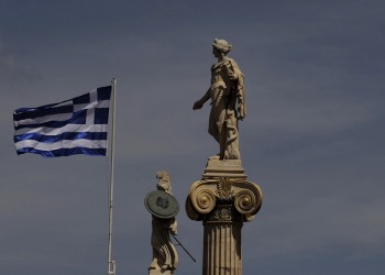 Γιατί οι οίκοι αξιολόγησης έριξαν την Ελλάδα στα μαλακά