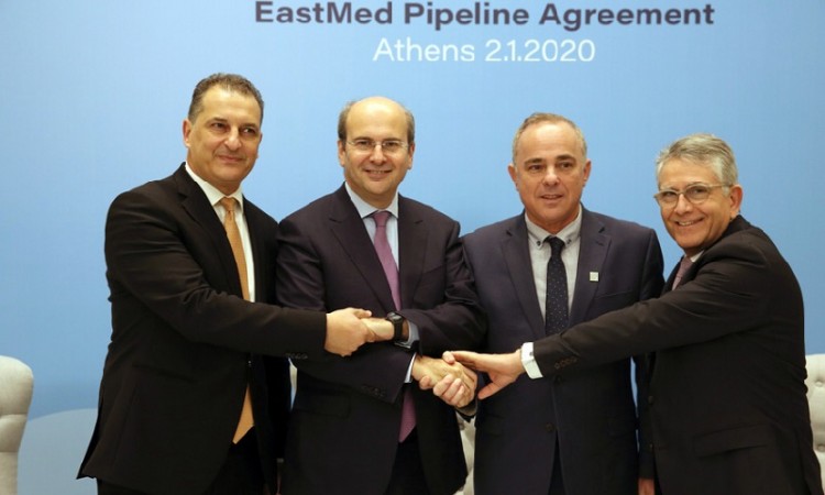 Πανηγυρική τελετή για East Med – Ο Χατζηδάκης υπέγραψε το προσύμφωνο της ΔΕΠΑ - Energean Oil & Gas