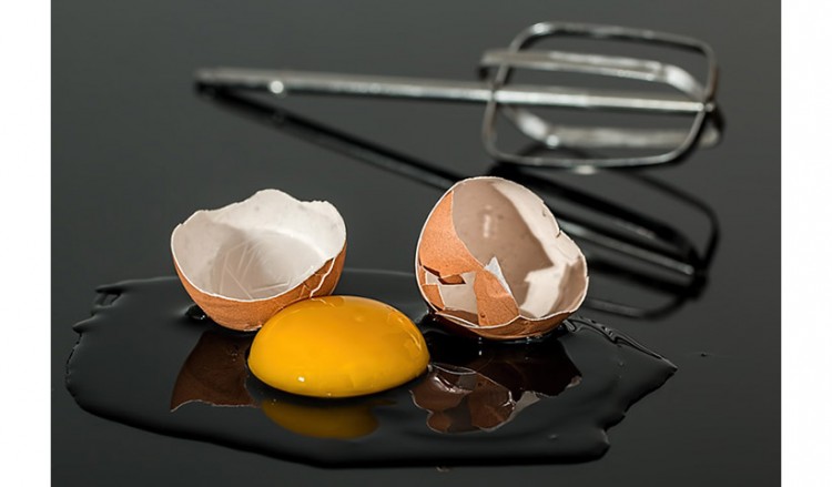 Τα αυγά αυξάνουν τον κίνδυνο αιμορραγικού εγκεφαλικού!