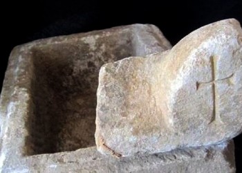 Βρέθηκε πέτρινο κιβώτιο με τμήμα Τίμιου Ξύλου στη Σινώπη