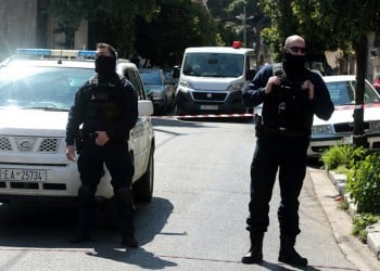 Αστυνομικοί της Αντιτρομοκρατικής σε παλαιότερη επιχείρηση (φωτ.: EUROKINISSI / Στέλιος Μισίνας)