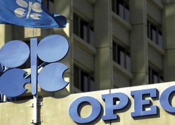 Πετρέλαιο: Σε ισχύ η συμφωνία του ΟΠΕΚ για τη μείωση της παραγωγής μαύρου χρυσού