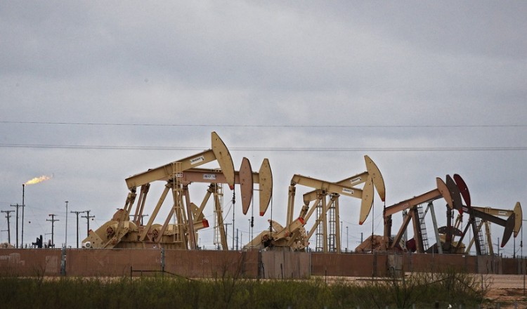 Ο Διεθνής Οργανισμός Ενέργειας αναθεωρεί πτωτικά τις προβλέψεις του για τη ζήτηση πετρελαίου