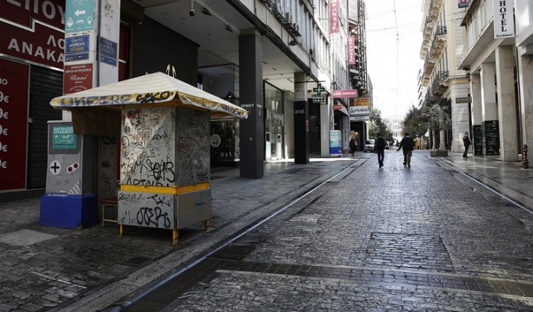 Eλληνική οικονομία: Ύφεση 15,2% το β΄ τρίμηνο
