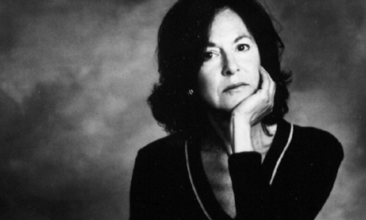 Louise Glück: Τιμήθηκε με το Νόμπελ Λογοτεχνίας 2020 η Αμερικανίδα ποιήτρια