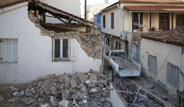 Εύξεινος Λέσχη Κοπανού: Συγκέντρωση ειδών πρώτης ανάγκης για τους σεισμόπληκτους της Σάμου