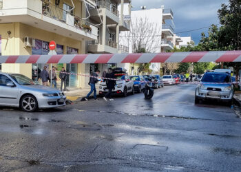 Η διασταύρωση των οδών Ύδρας και Σόλωνος στο κέντρο της Καλαμάτας όπου έγινε η επίθεση (φωτ.: EUROKINISSI)