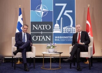 Συνάντηση του πρωθυπουργού Κυριάκου Μητσοτάκη με τον πρόεδρο της Τουρκίας Ρετζέπ Ταγίπ Ερντογάν, στο περιθώριο της Συνόδου του ΝΑΤΟ στην Ουάσιγκτον, Τετάρτη 10 Ιουλίου 2024. (Φωτ.: Γραφείο Τύπου πρωθυπουργού/Δημήτρης Παπαμήτσος/Eurokinissi)