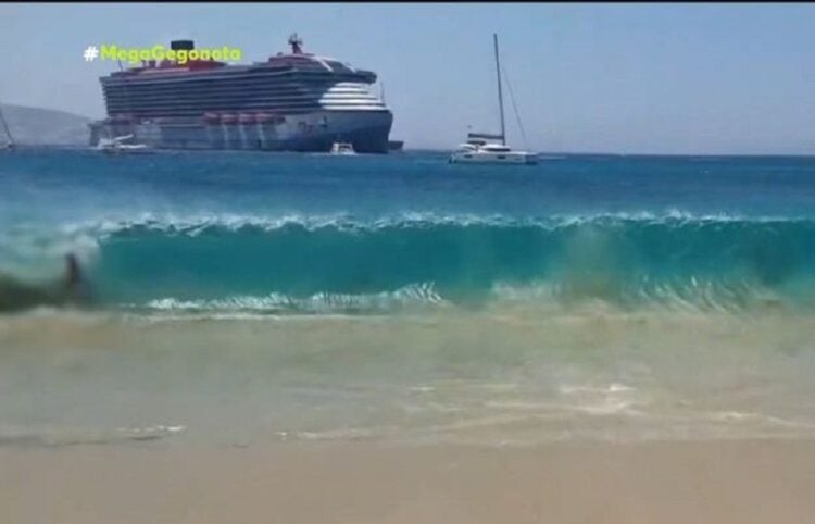 Απόσπασμα από βίντεο που τραβήχτηκε από την παραλία του Αγίου Στεφάνου, στη Μύκονο (πηγή: Glomex)