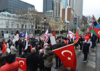 Πορεία Τουρκοκυπρίων στη Μελβούρνη για τα 50 χρόνια της εισβολής στην Κύπρο (φωτ.: facebook.com/nctcvic)
