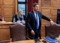 Ο Λευτέρης Αυγενάκης στη Βουλή (φωτ.: EUROKINISSI / Γιώργος Κονταρίνης)