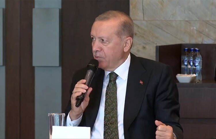 Στιγμιότυπο από την ομιλία του Ερντογάν στη Ριζούντα (πηγή: x.com)