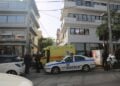 Αστυνομικοί έχουν αποκλείσει το στενό όπου δολοφονήθηκε ο 54χρονος στο Ψυχικό (φωτ.: ΑΠΕ-ΜΠΕ / Αλέξανδρος Βλάχος)
