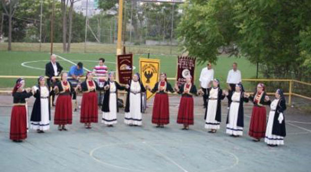 Ποντιακοί σύλλογοι σε χορευτικό αντάμωμα στην Θεσσαλονίκη