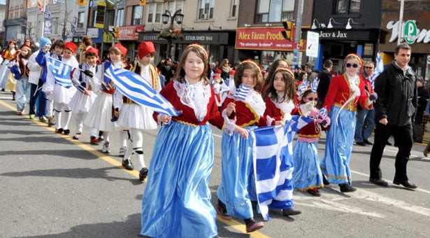 Μεγαλειώδεις παρελάσεις σε Μόντρεαλ και Τορόντο