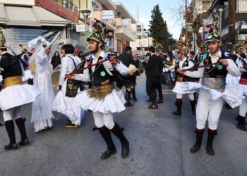 Οι Μωμόγεροι έφεραν χαρά και γέλιο στο Ωραιόκαστρο