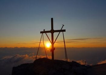 Άγιος Νικόλαος ο Τραπεζούντιος και το μαρτύριο του από τους Τούρκους