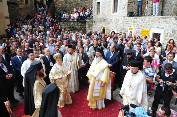 Παναγία Σουμελά: Ξεκίνησε η Θεία Λειτουργία στο Όρος Μελά της Τραπεζούντα