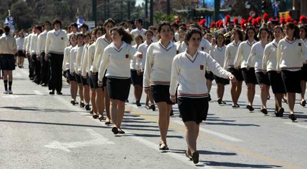 Κινητοποιήσεις μετά την παρέλαση στην Νάουσα