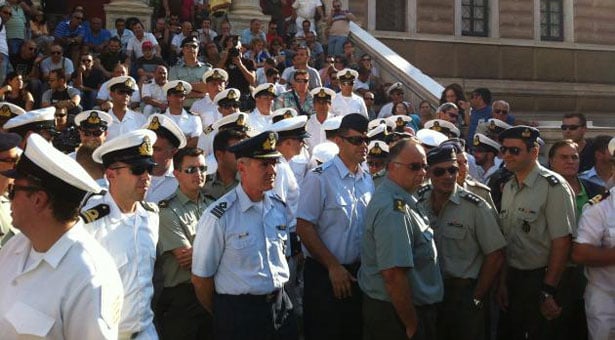 Στο δρόμο αύριο οι στρατιωτικοί