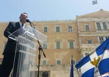 Δίδαγμα ανθρωπιάς η ομιλία του Πίτερ Κουτουτζιάν στο Σύνταγμα