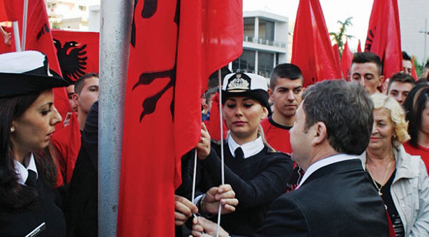 Αλβανική πλατεία στη Θεσσαλονίκη