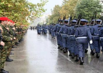 Τουρκία: Οι Έλληνες προστάτευσαν τους στρατιώτες τους με στρατιώτες