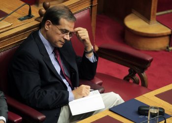 Παραμονή του ΔΝΤ στην Ελλάδα θέλει η Γερμανία