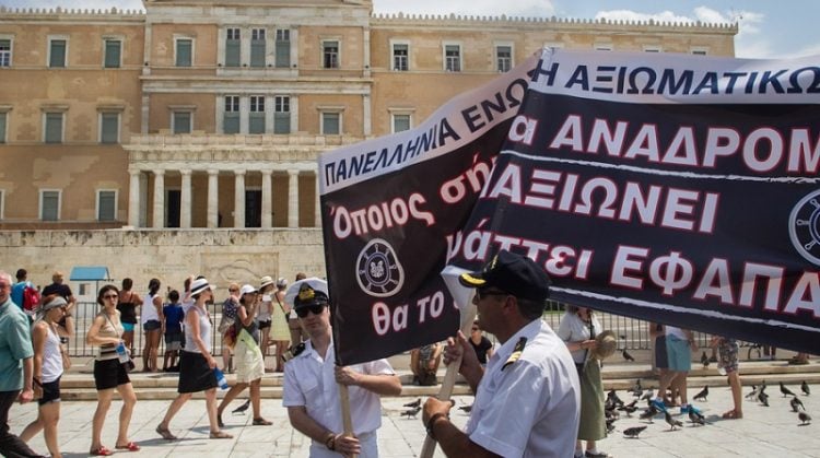 ΣτΕ: Απόφαση για άμεση αναπροσαρμογή μισθών και συντάξεων στους ένστολους