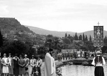 Τα Λόφωτα (Φώτα) στην Ερυθραία της Ιωνίας