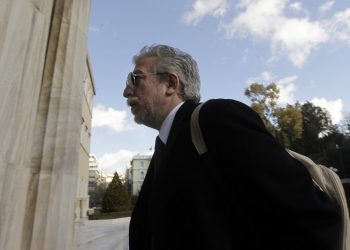 Η ΑΕΚ υπέρ του Κοντονή και κατά της ΕΠΟ