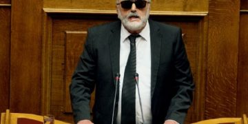 Π. Κουρουμπλής: Μήνυμα για τη Γιορτή της Μητέρας με τους ήχους ποντιακής λύρας (βίντεο)