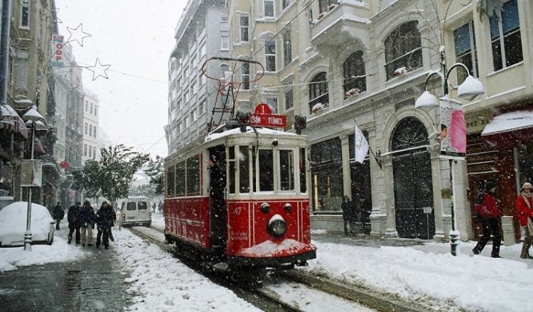 Χιονισμένη Κωνσταντινούπολη!