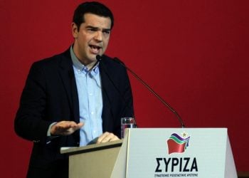 Επίθεση Τσίπρα σε Σαμαρά - μήνυμα σε συνιστώσες