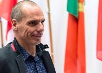 Η απάντηση Βαρουφάκη για καραντίνα και Αίγινα (βίντεο) 2