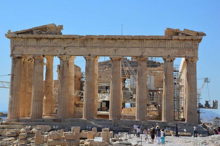 Το ΚΑΣ απαγόρευσε επίδειξη μόδας στην Ακρόπολη