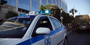 Έσπρωξαν ανήλικο από ταράτσα κτηρίου στη Μυτιλήνη