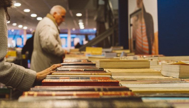 Χριστουγεννιάτικο bazaar συλλεκτικών βιβλίων από τους Κωνσταντινουπολίτες - Cover Image