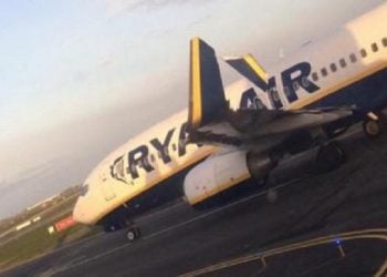 Δύο αεροπλάνα της Ryanair συγκρούστηκαν στο Δουβλίνο!