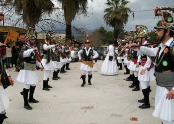 30 χρόνια δράσης γιορτάζουν οι «Μωμόγεροι»