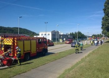 Τρόμος στη Γαλλία από την επίθεση τζιχαντιστών σε εργοστάσιο