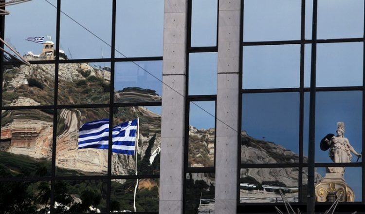 100.000 Έλληνες μετανάστευσαν στη Γερμανία στα χρόνια της κρίσης