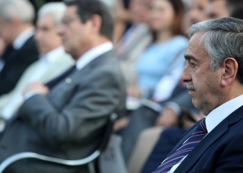 Ακιντζί: Ελεύθερη θα είναι η εγκατάσταση Ελληνοκυπρίων και Τουρκοκυπρίων