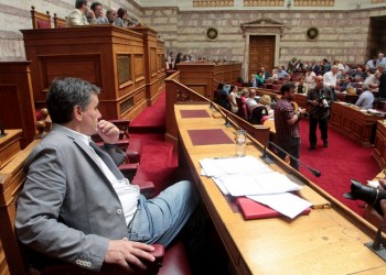 Τσακαλώτος σε Μητσοτάκη: Δεν ανοίγουμε τα χαρτιά μας